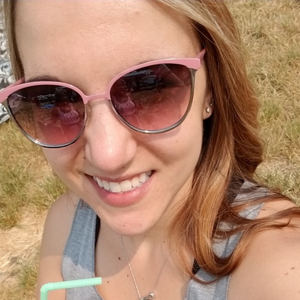 Meet your Posher, Amy